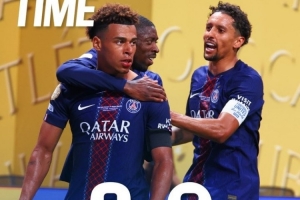 没想到吧？巴黎结束对拜仁4连败，此前4场进0球丢5球