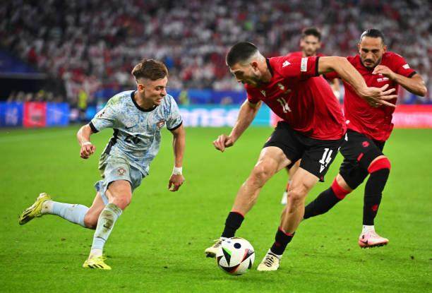 绝地求生石油杯官网-葡萄牙练兵发现最大亮点！小孔塞桑或成淘汰赛奇兵